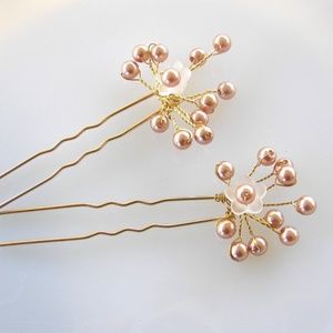 Flowered Hair Pins